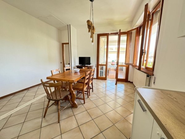 casa indipendente in vendita a Pietrasanta in zona Marina di Pietrasanta