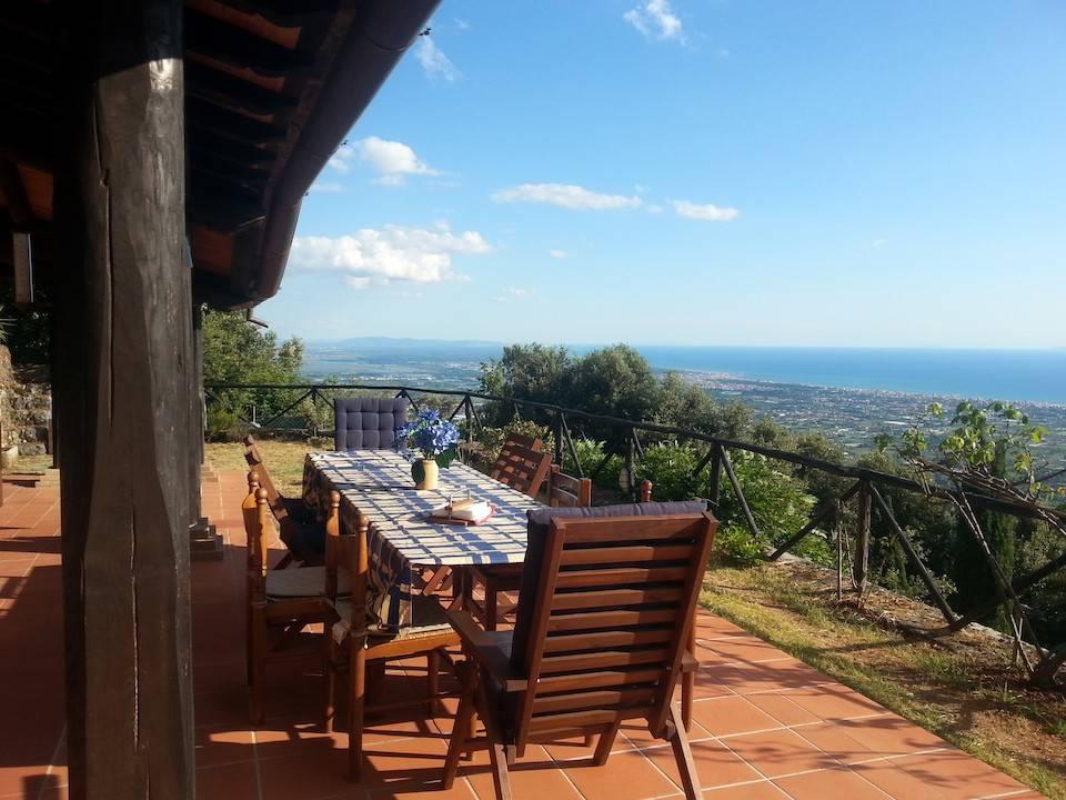 casa indipendente in vendita a Pietrasanta