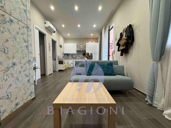 appartamento in vendita a Pietrasanta in zona Tonfano