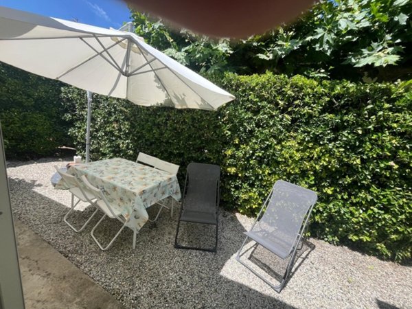 casa indipendente in vendita a Pietrasanta in zona Tonfano