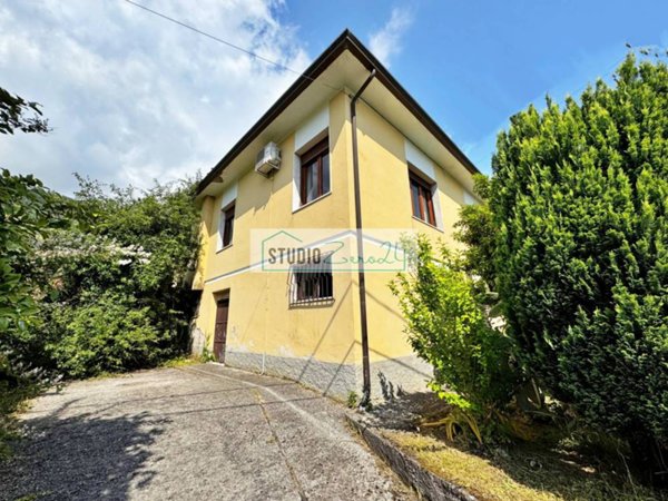 casa indipendente in vendita a Pietrasanta