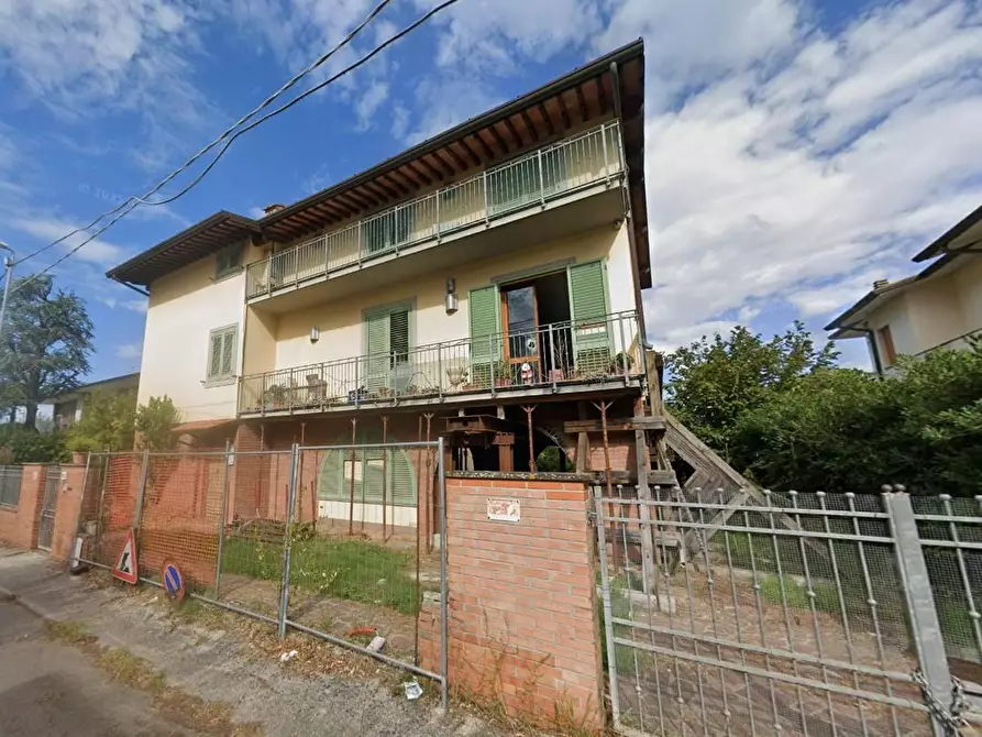 appartamento in vendita a Pietrasanta in zona Vignone