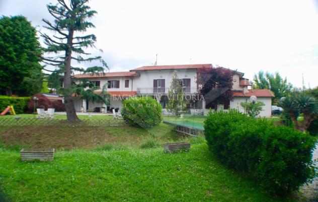 casa indipendente in vendita a Pietrasanta