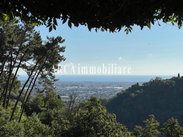 casa indipendente in vendita a Pietrasanta