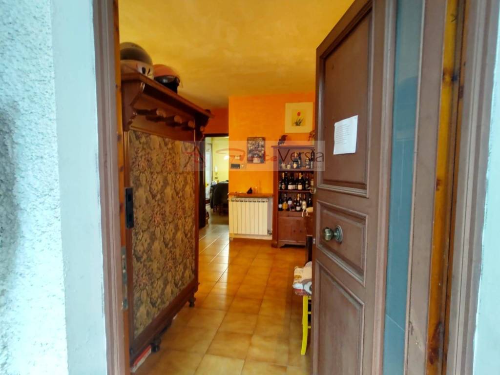 casa indipendente in vendita a Pietrasanta in zona Tonfano