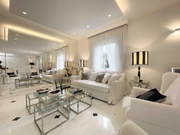 casa indipendente in vendita a Pietrasanta in zona Marina di Pietrasanta