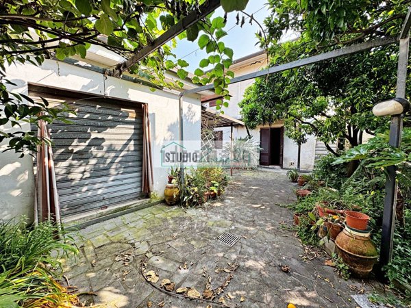 appartamento in vendita a Pietrasanta