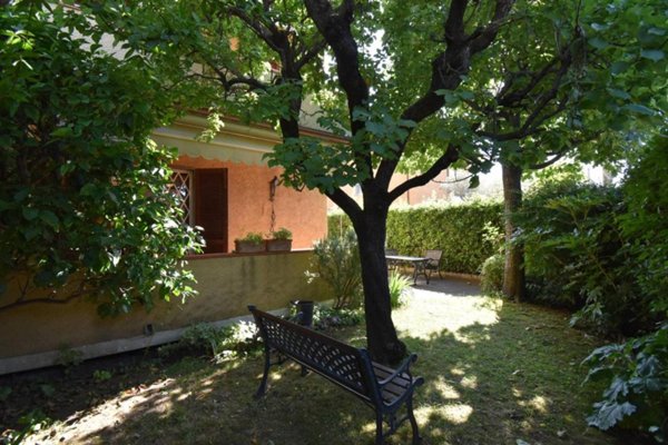 casa indipendente in vendita a Pietrasanta