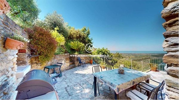casa indipendente in vendita a Pietrasanta