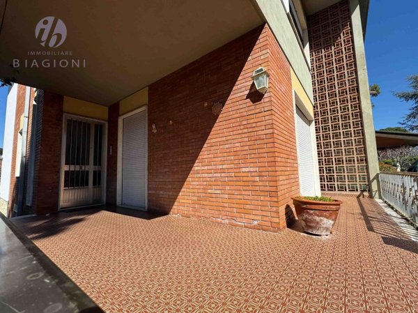casa indipendente in vendita a Pietrasanta in zona Marina di Pietrasanta