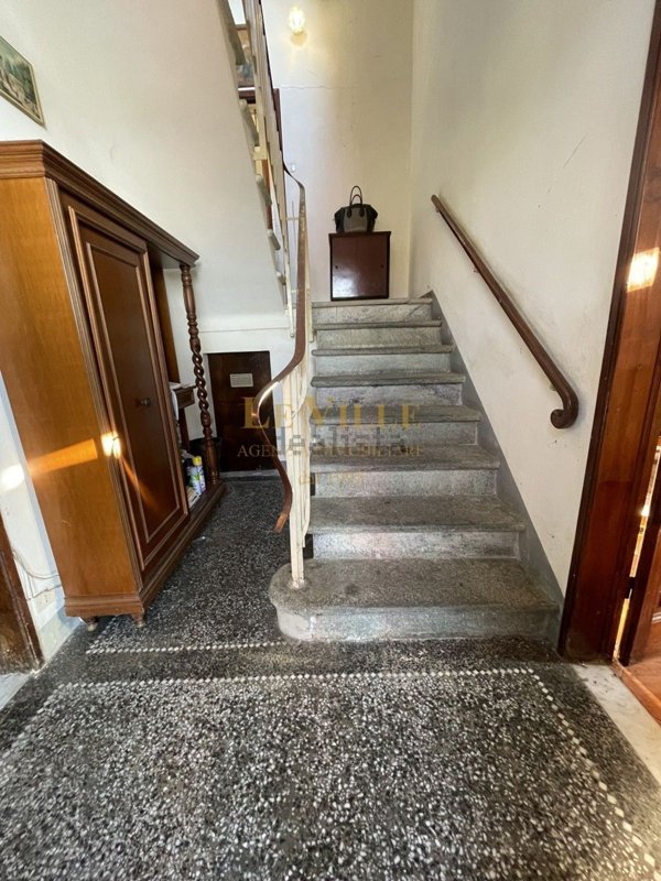 casa indipendente in vendita a Pietrasanta in zona Capezzano Monte