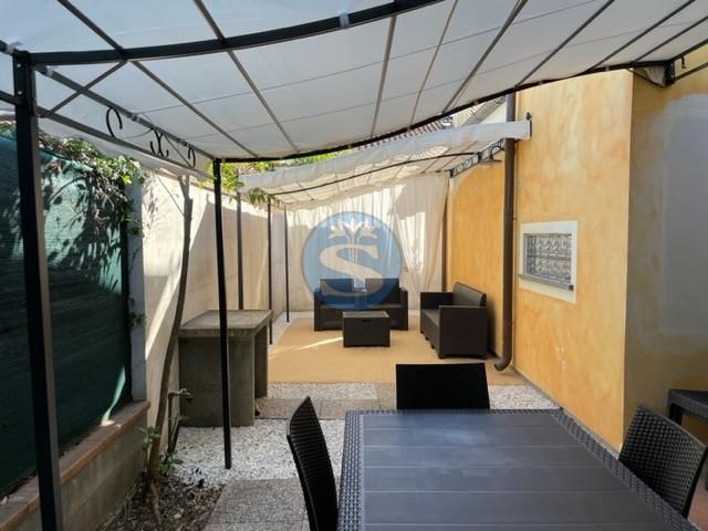 casa indipendente in vendita a Pietrasanta in zona Fiumetto