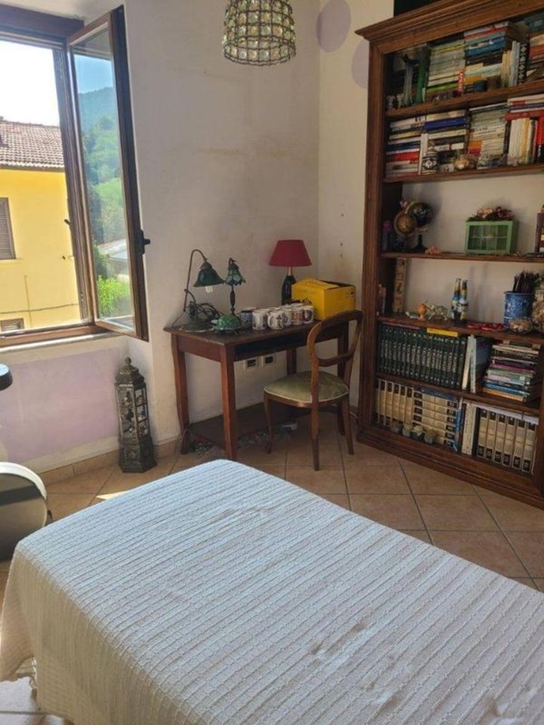 appartamento in vendita a Pietrasanta in zona Strettoia