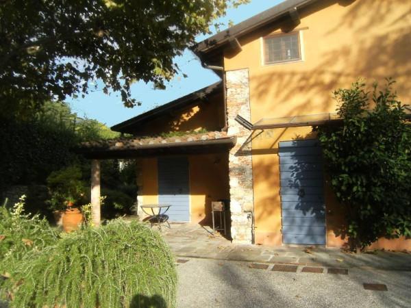 casa indipendente in vendita a Pietrasanta