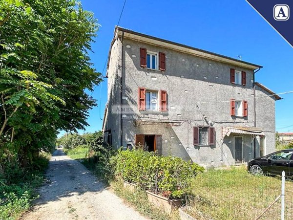 casale in vendita a Pietrasanta