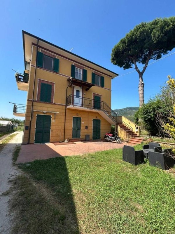 appartamento in vendita a Pietrasanta