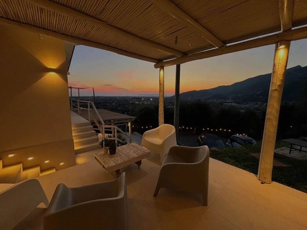 casa indipendente in vendita a Pietrasanta
