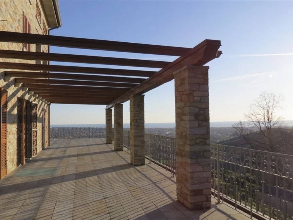casa indipendente in vendita a Pietrasanta