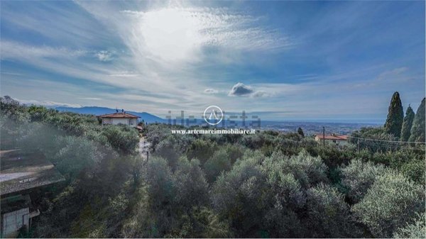casa indipendente in vendita a Pietrasanta