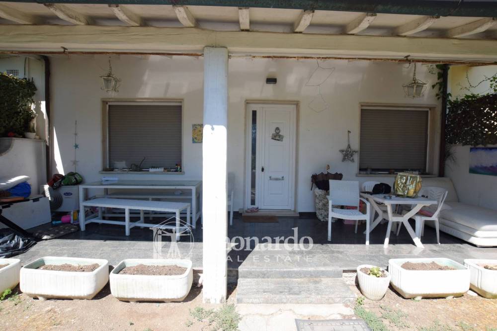 casa indipendente in vendita a Pietrasanta in zona Vignone