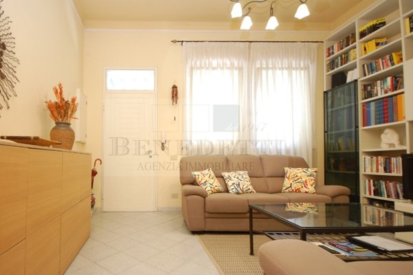 casa indipendente in vendita a Pietrasanta