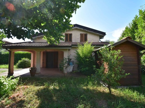 casa indipendente in vendita a Pietrasanta