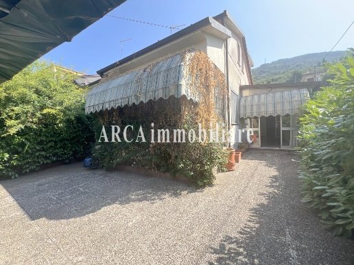 casa indipendente in vendita a Pietrasanta