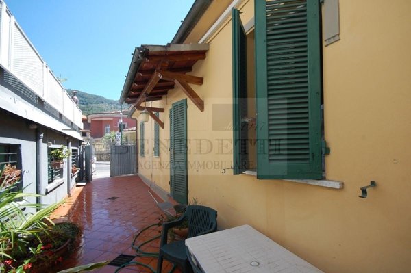 casa semindipendente in vendita a Pietrasanta