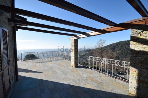 casale in vendita a Pietrasanta in zona Strettoia