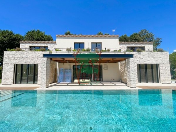 casa indipendente in vendita a Pietrasanta in zona Fiumetto