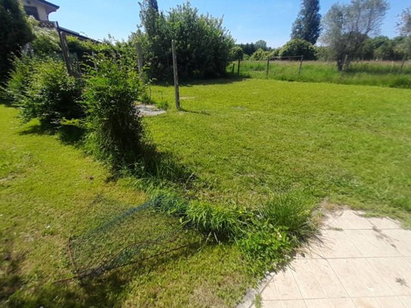 casa indipendente in vendita a Pietrasanta in zona Marina di Pietrasanta