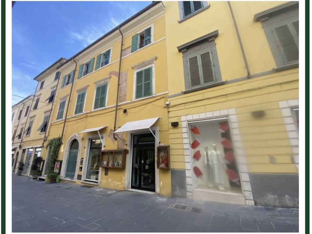 casa indipendente in vendita a Pietrasanta