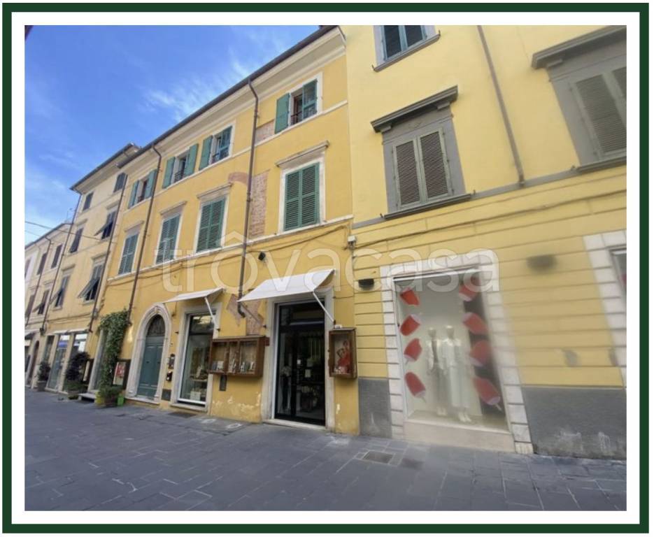 casa indipendente in vendita a Pietrasanta