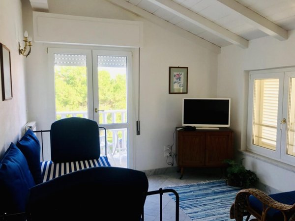 appartamento in vendita a Pietrasanta in zona Marina di Pietrasanta