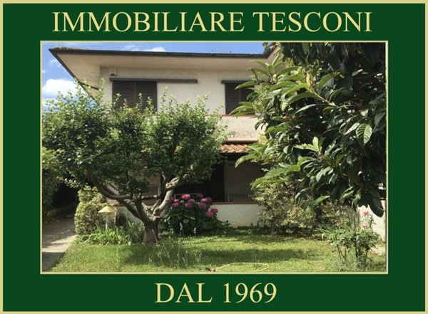 casa indipendente in vendita a Pietrasanta in zona Tonfano
