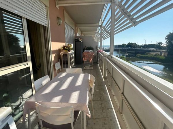 appartamento in vendita a Pietrasanta in zona Focette
