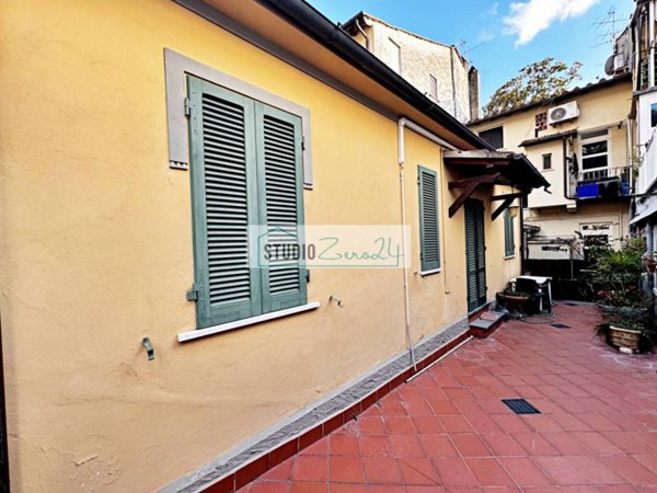 casa indipendente in vendita a Pietrasanta