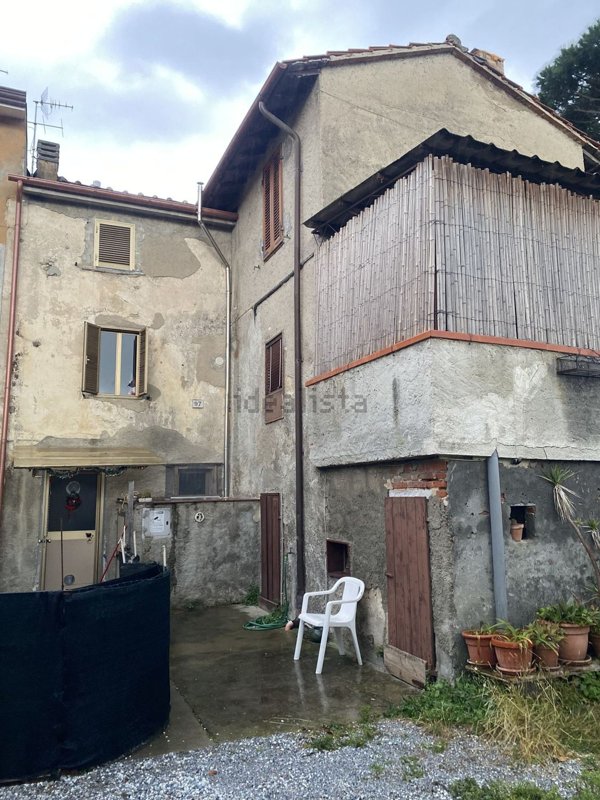 casa indipendente in vendita a Pietrasanta