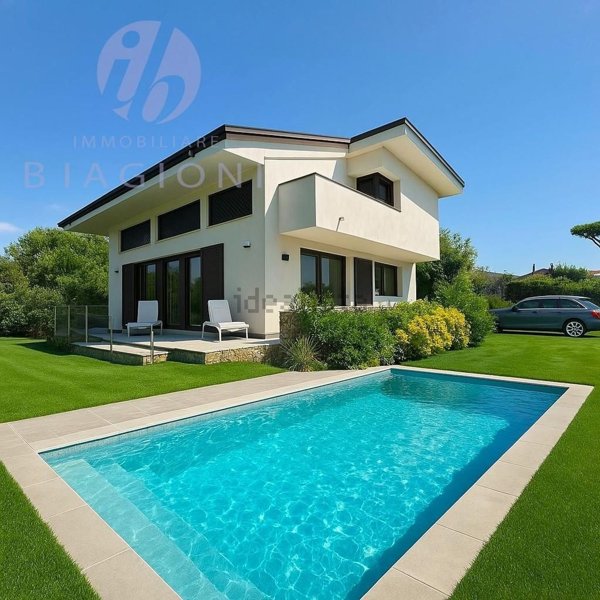 casa indipendente in vendita a Pietrasanta in zona Focette