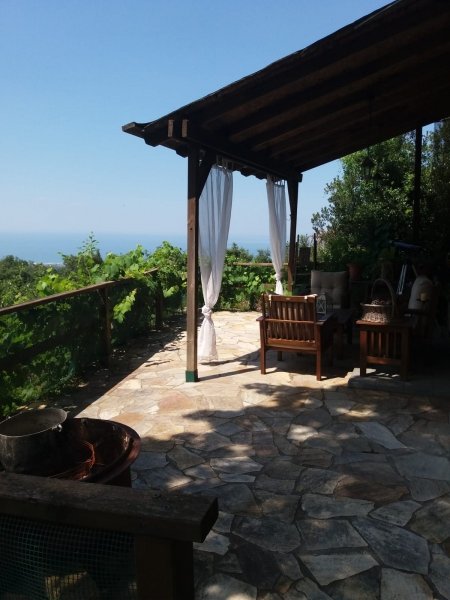 casa indipendente in vendita a Pietrasanta in zona Capezzano Monte