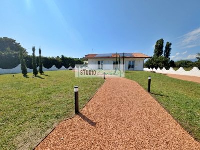 casa indipendente in vendita a Pietrasanta