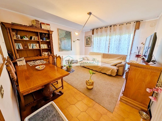 casa indipendente in vendita a Pietrasanta