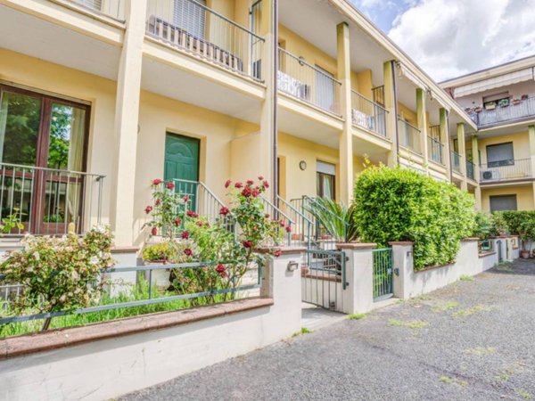 casa indipendente in vendita a Pietrasanta