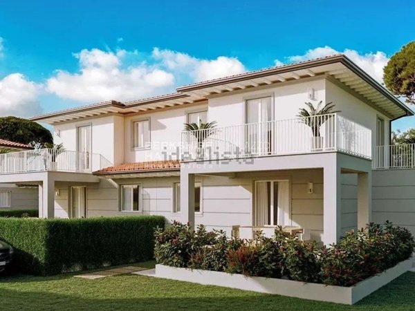 casa indipendente in vendita a Pietrasanta in zona Focette