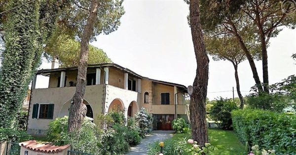 casa indipendente in vendita a Pietrasanta in zona Marina di Pietrasanta