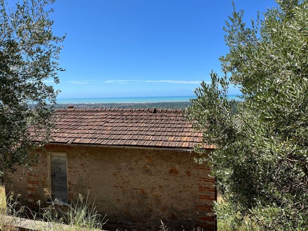 casale in vendita a Pietrasanta