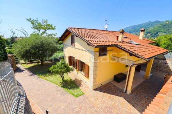 casa indipendente in vendita a Pietrasanta