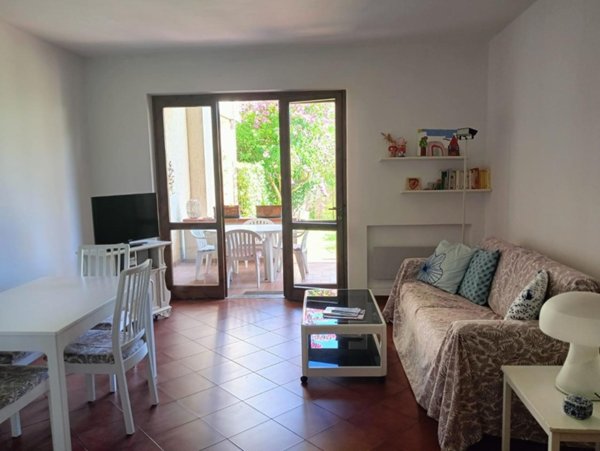 appartamento in vendita a Pietrasanta in zona Fiumetto