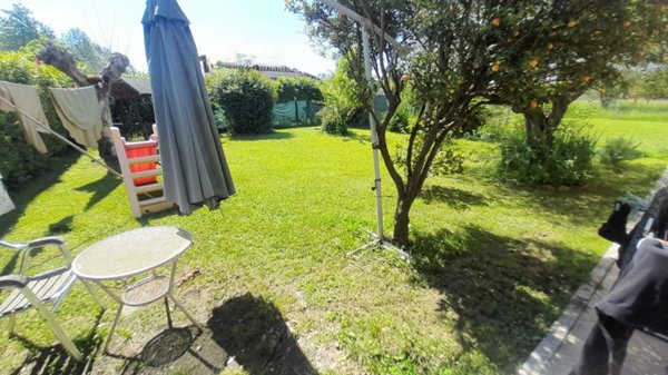 casa indipendente in vendita a Pietrasanta in zona Marina di Pietrasanta