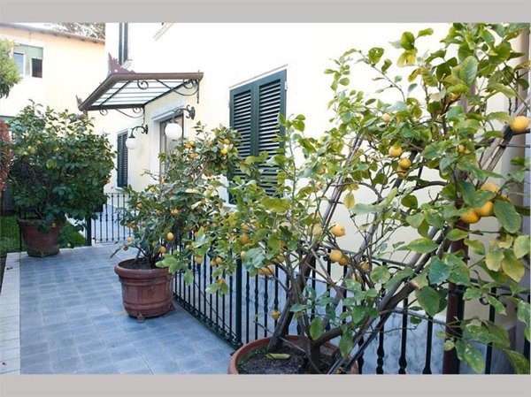 appartamento in vendita a Pietrasanta in zona Tonfano